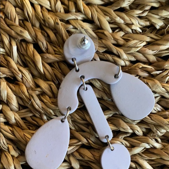 3 1/2” pale lavender danglers by Expressions - Picture 3 of 3